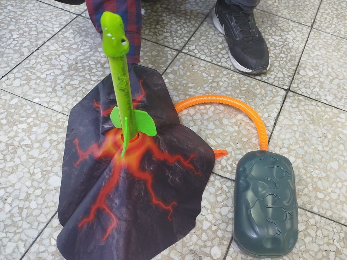 DINO BLASTERS - Imagen 3